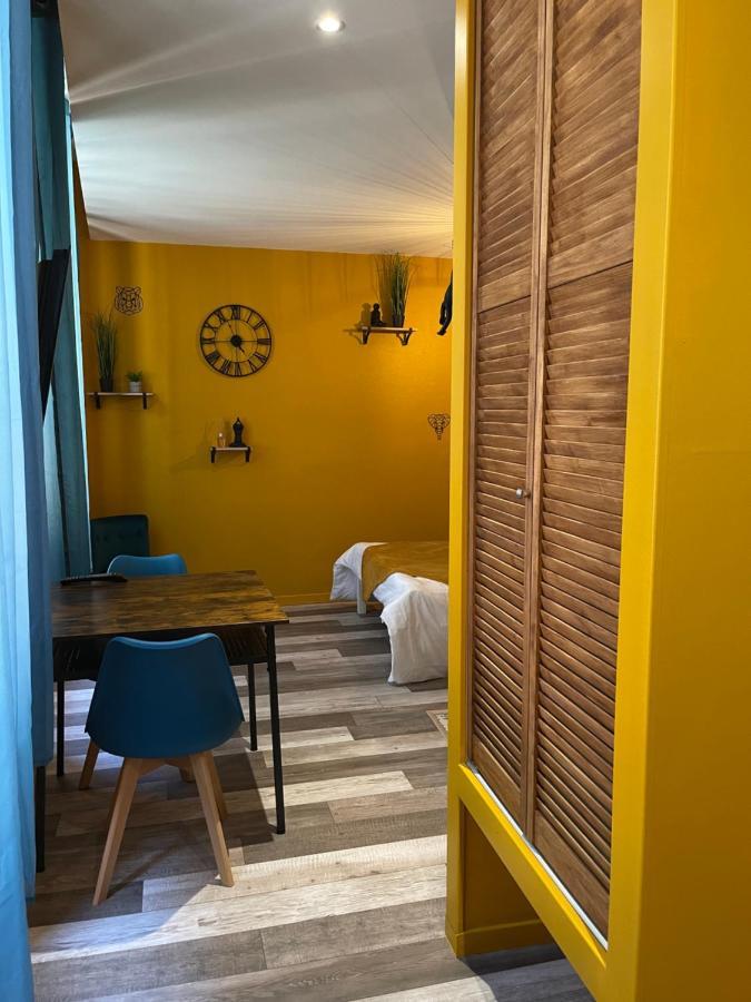 Jungle Room Romans-sur-Isere Bagian luar foto